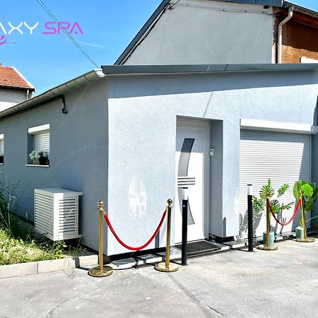 Galaxy Spa - Suite Jupiter Jacuzzi Privatif Champigneulles Экстерьер фото