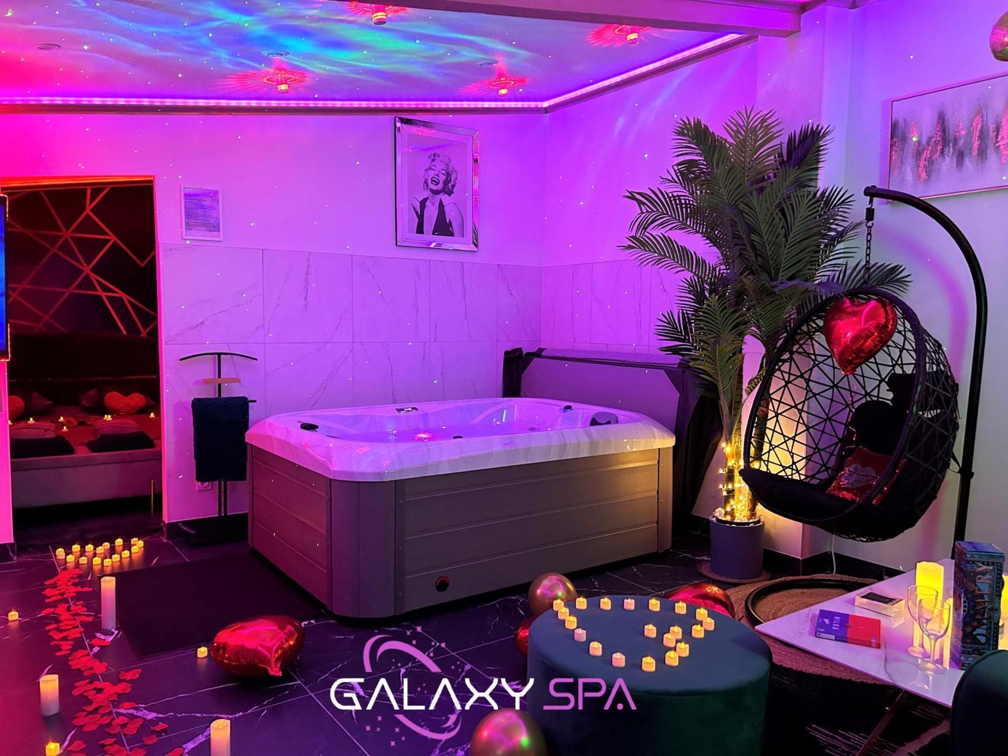 Galaxy Spa - Suite Jupiter Jacuzzi Privatif Champigneulles Экстерьер фото