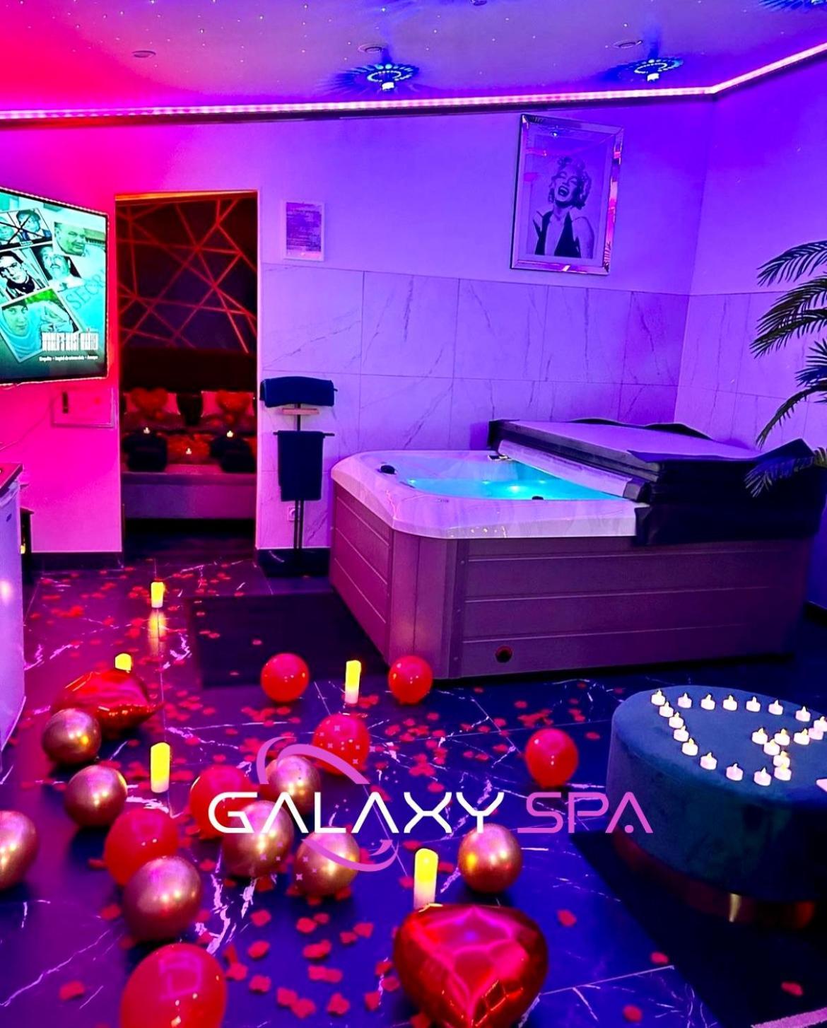 Galaxy Spa - Suite Jupiter Jacuzzi Privatif Champigneulles Экстерьер фото