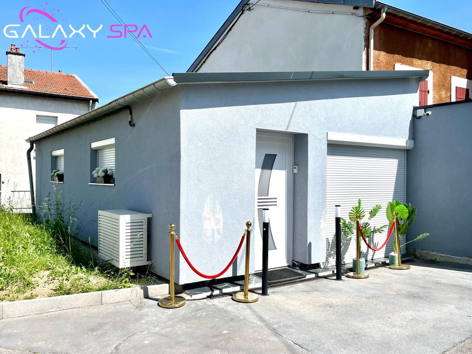 Galaxy Spa - Suite Jupiter Jacuzzi Privatif Champigneulles Экстерьер фото